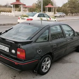 Opel Vectra 1990