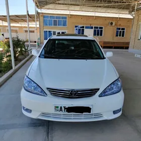 Toyota Camry 2005