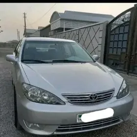 Toyota Camry 2003