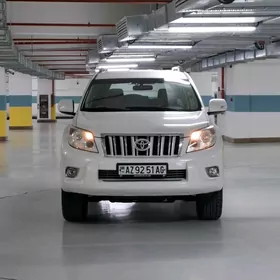 Toyota Land Cruiser Prado 2010