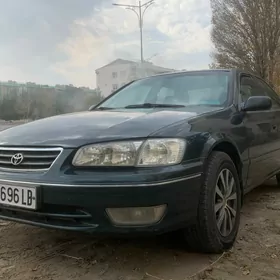 Toyota Camry 1997