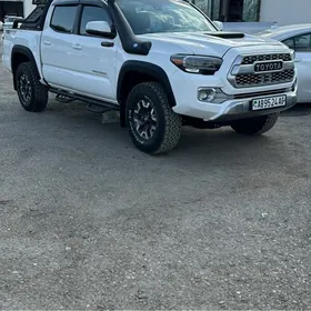 Toyota Tacoma 2021