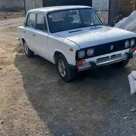 Lada 2103 1985