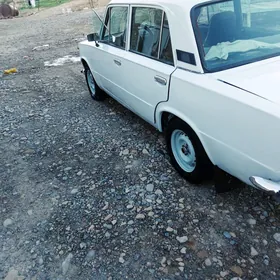 Lada 2104 1985