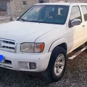 Nissan Frontier 2000