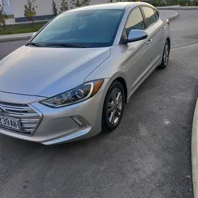 Hyundai Elantra 2018