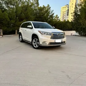 Toyota Highlander 2015