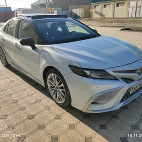 Toyota Camry 2020