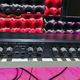 studio kompresser Alesis