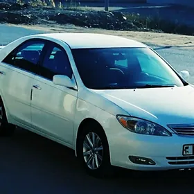 Toyota Camry 2004