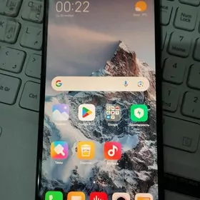 Redmi 8.  4/64