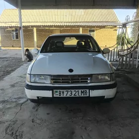 Opel Vectra 1989