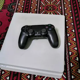 Playstation 4 Slim - 9.00