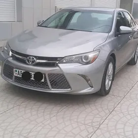 Toyota Camry 2016