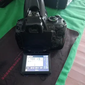 Nikon d5000