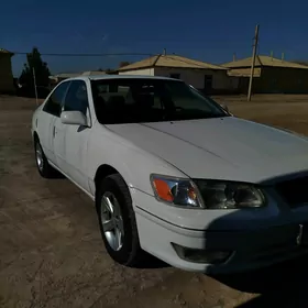 Toyota Camry 2001