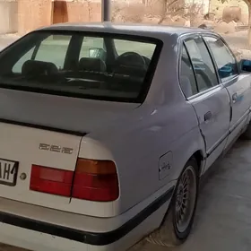 BMW 520 1989