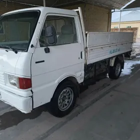 Mazda B2000 1997