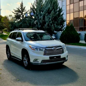 Toyota Highlander 2015