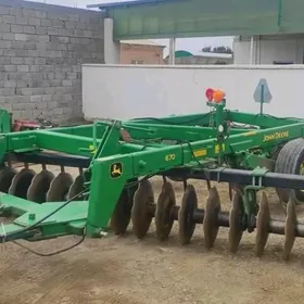 John Deere 2022