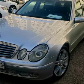 Mercedes-Benz E-Class 2003