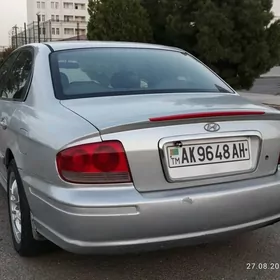 Hyundai Sonata 2003