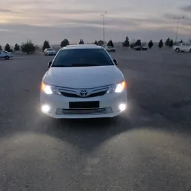 Toyota Camry 2012