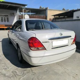 Nissan Sunny 2008