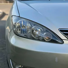 Toyota Camry 2005