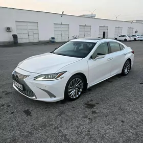 Lexus ES 350 2021