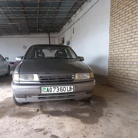 Opel Vectra 1990