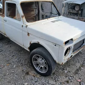 Lada Niva 1999