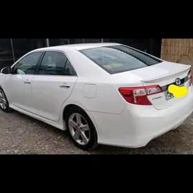 Toyota Camry 2012