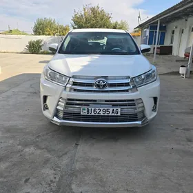 Toyota Highlander 2017