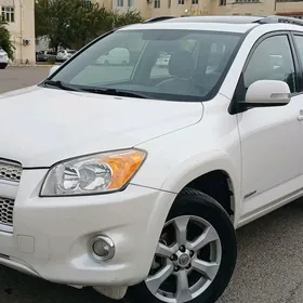 Toyota RAV4 2011