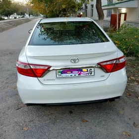 Toyota Camry 2017