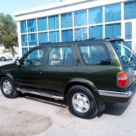 Nissan Pathfinder 1997