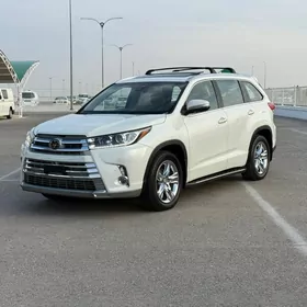 Toyota Highlander 2018