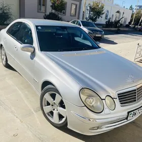 Mercedes-Benz C320 2004