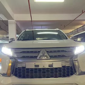 Mitsubishi Montero Sport 2023