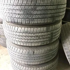 BRIDGESTONE 235 65 18