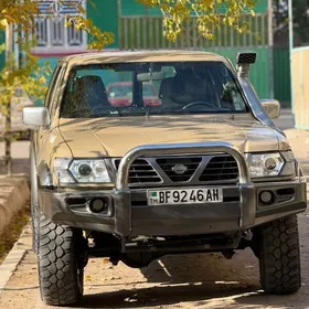 Nissan Patrol 1999