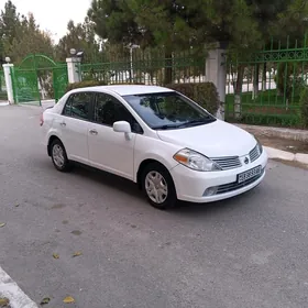 Nissan Versa 2010