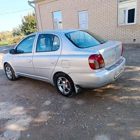 Toyota Echo 2003