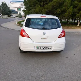 Nissan Versa 2008