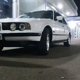 BMW 525 1989