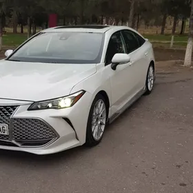 Toyota Avalon 2020