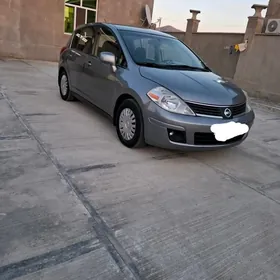 Nissan Versa 2010