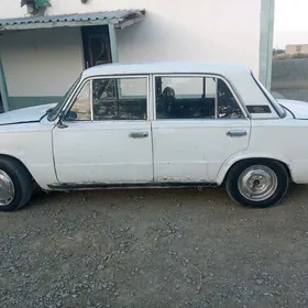 Lada 2104 1984