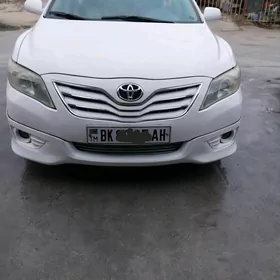 Toyota Camry 2011